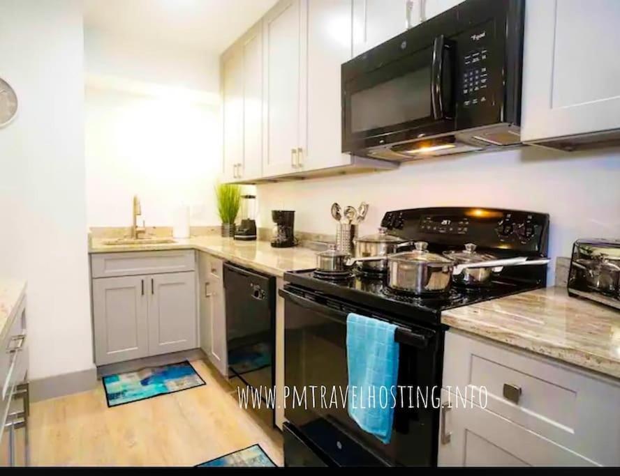 Modern Santorini Suite Houston Nrg Tmc Luxurious Walkable Kültér fotó
