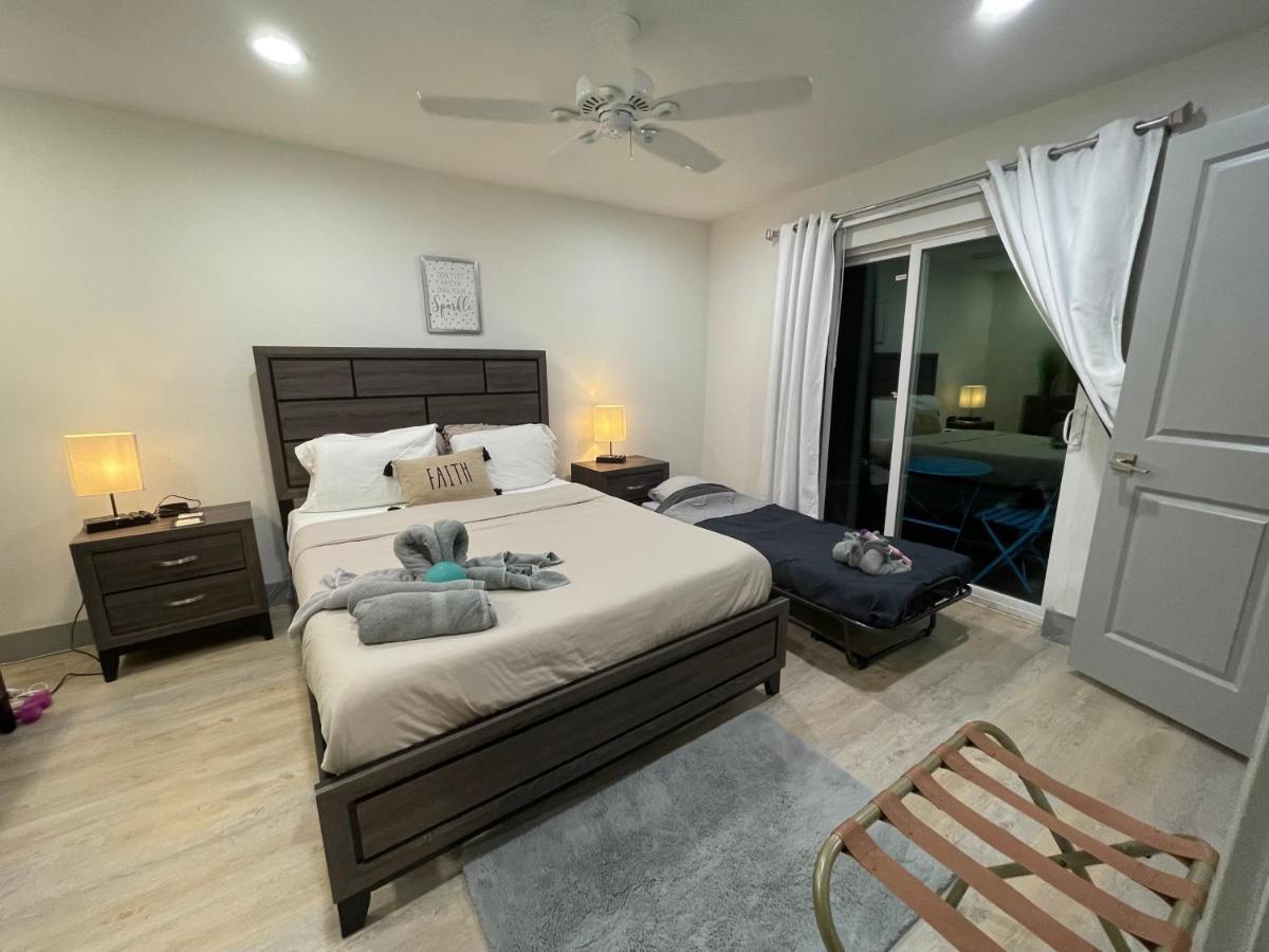 Modern Santorini Suite Houston Nrg Tmc Luxurious Walkable Kültér fotó